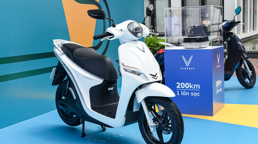 Xe máy điện 30 triệu nên mua Yadea G5 hay VinFast Feliz S 2022